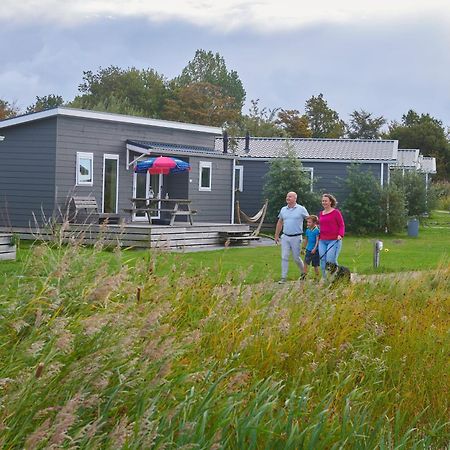 Siblu Camping Lauwersoog Villa Buitenkant foto