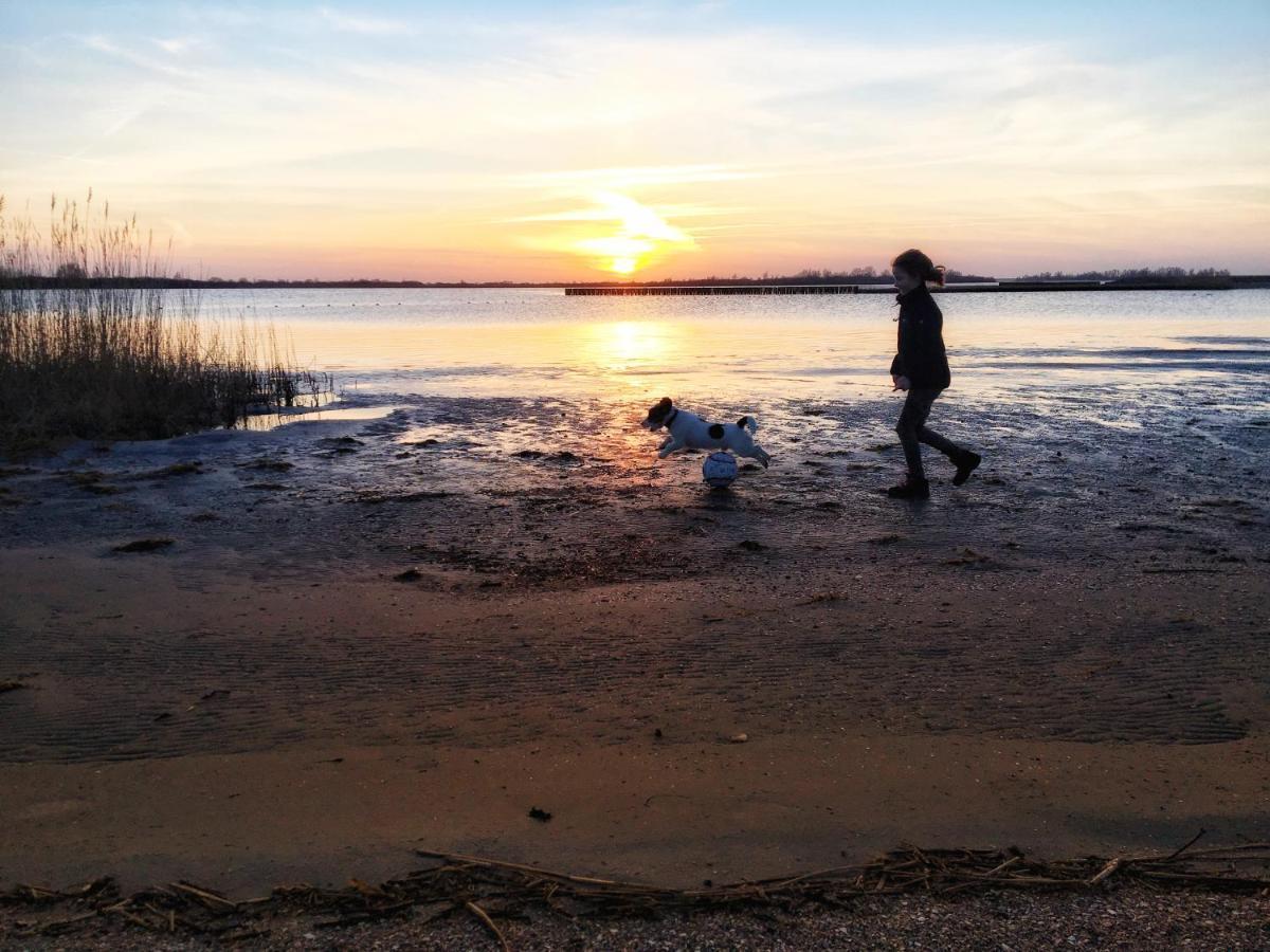 Siblu Camping Lauwersoog Villa Buitenkant foto